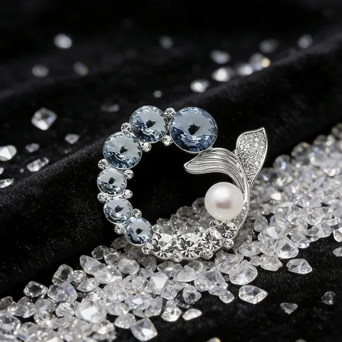 Exquisite Meerjungfrauenschwanz Künstliche Perlen Brosche Silber Legierung Blau Strass Kristall Ozean Thema Pin Für Damen Hochzeit Schmuck