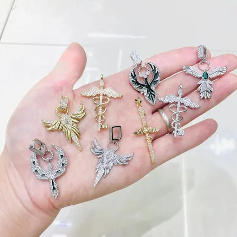 Euro-Amerikanisch Zirkonia Engelsflügel Phönix Adler Hermesstab Kreuz Anhänger Halskette 18K Gold Vergoldet Kupfer Schmuck Für Damen