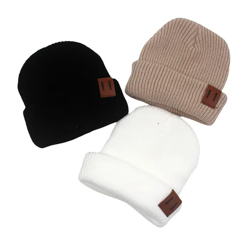 Berretto in Maglia per Bambini Cappello Invernale Caldo in Acrilico Con Toppa in Pelle Per Ragazzi Ragazze Da Uno A Quattro Anni