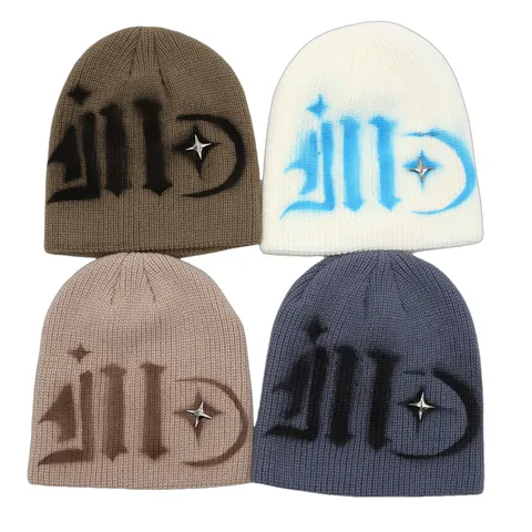 Streetwear Gothic Letter Print Knit Beanie For Men Women Winter Warm Ribbed Skull Cap With Metal Star Rivet Fashion Hat