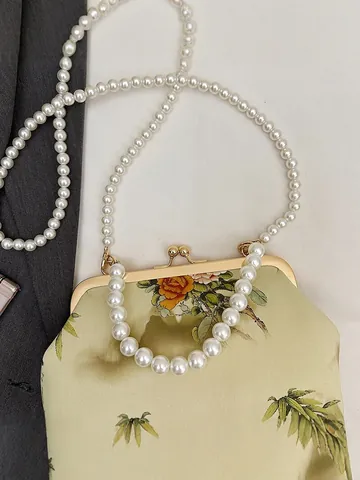 Borsa da Sera in Satin Stile Cinese Vintage da Donna Motivo Fiori e Uccelli Catena di Perle Chiusura a Scatto Elegante Borsa per Festa Matrimonio
