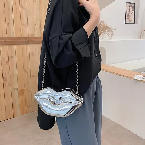 Creative Lip Shaped PU Leather Mirror Surface Crossbody Bag With Metallic Chain Strap For Women Party Evening Clutch Bag