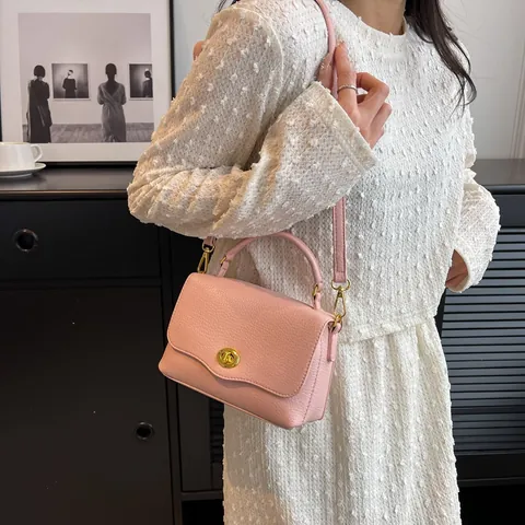 Women Minimalist PU Leather Litchi Pattern Shoulder Bag With Metal Lock Elegant Small Crossbody Handbag For Daily Commuting Office