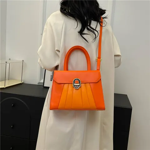 Damen Plissiert PU Leder Handtasche Farbblock Metallschnalle Umhängetasche Urban Minimalistisch Schultertasche Täglich Pendeln Handtasche Damen