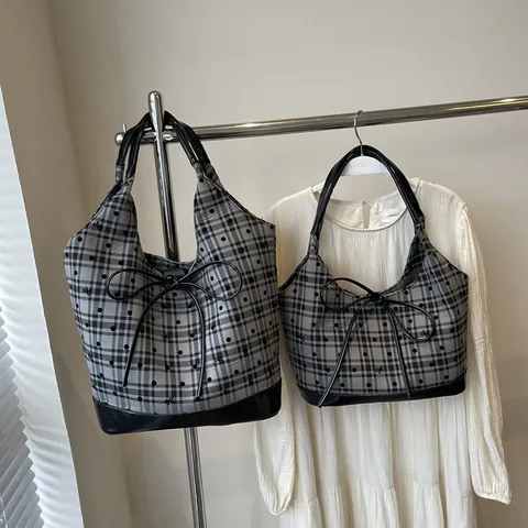 Women Large Capacity Canvas Tote Bag With Bow Polka Dot Pattern Fashionable Shoulder Underarm Handbag For Daily Travel