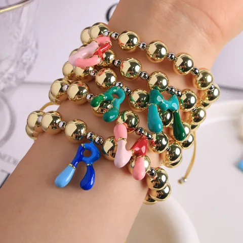 Pulsera Bohemia Ajustable de Cobre Chapado en Oro de 18 Quilates con Colgante de Letra Inicial de Esmalte Cuerda Trenzada Mujer Joyería