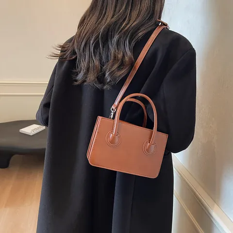 Borsa Quadrata Piccola in Pelle PU Minimalista da Donna Elegante Borsa a Mano con Cuciture Retro Tracolla per Pendolari Donna