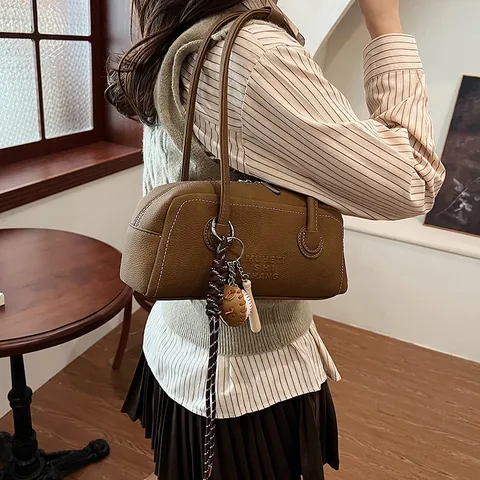Women Retro PU Leather Bowling Bag Litchi Texture Solid Color Stitched Underarm Shoulder Bag With Baseball Pendant