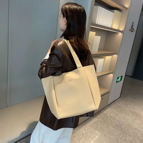 Bolso Tote de Moda para Mujer de Gran Capacidad de Cuero PU Bolso de Hombro Retro Con Bolsillo Delantero Color Sólido