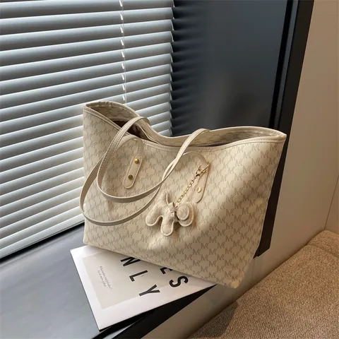 Γυναικεία Τσάντα Tote Μεγάλης Χωρητικότητας Με Μονόγραμμα Αστικό Μινιμαλιστικό Δερμάτινο PU Τσάντα Ώμου Με Κρεμαστό Σκύλο
