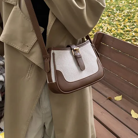 Bolso de Cubo Vintage para Mujer de Lona y Cuero PU Color de Contraste Con Correa Ajustable Hebilla de Metal Bolso Bandolera de Moda Diario