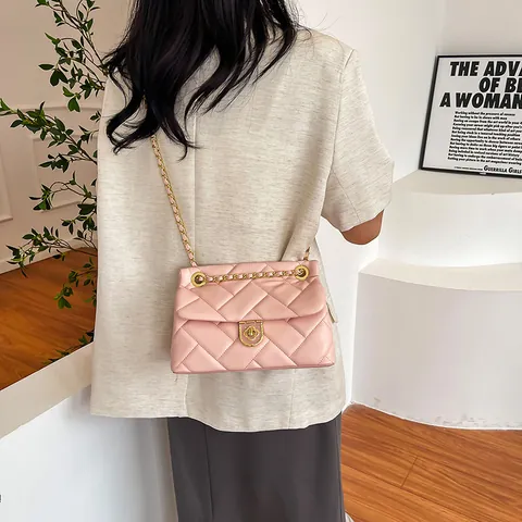 Borsa a Tracolla da Donna a Rombi Trapuntati in Pelle PU Stile di Nicchia Francese con Catena Dorata e Chiusura a Fiore