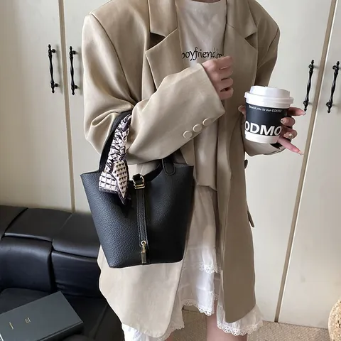 Women Trendy PU Leather Bucket Bag Minimalist Lychee Pattern Handbag With Satin Scarf Gold Lock Pendant Shoulder Crossbody Bag