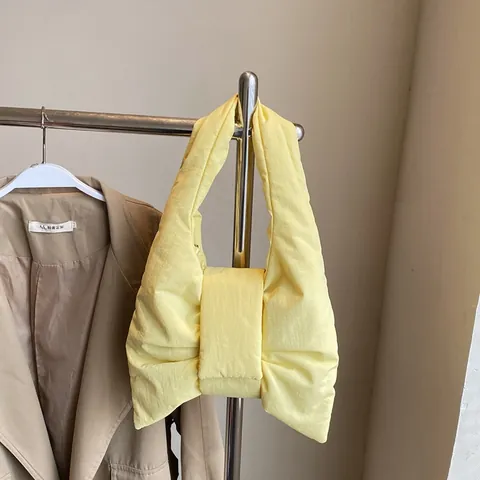 Borsa Sottobraccio a Forma di Fiocco da Donna Moda Trapuntata Imbottita in Cotone Borsa a Spalla Morbida Casual per Feste