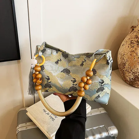 Vintage Brokat Unterarmtasche Damen Kranich Stickerei Wolkenmuster Schultertasche Mit Holzperlengriff Und Lange Quaste
