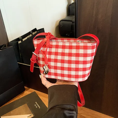 Women's Gingham Plaid Bucket Bag Sweet Candy Color Canvas Tote Crossbody Shoulder Bag With Heart Pendant Casual Handbag