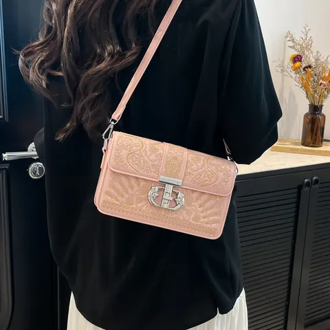Vintage Embroidered PU Leather Small Square Bag For Women Luxury Animal Buckle Chain Shoulder Crossbody Bag Fashion Evening Clutch Bag