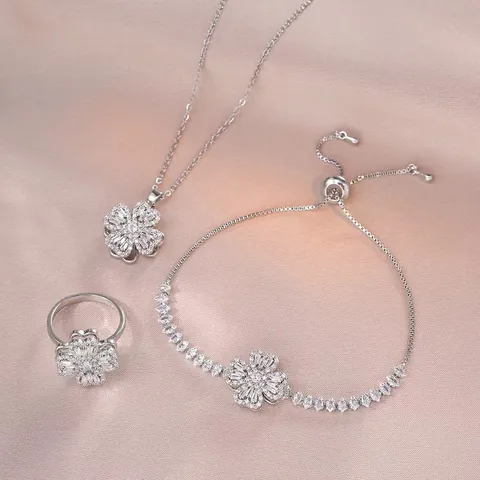Luxury Stainless Steel Rotating Heart Flower Four-Leaf Clover Necklace Zirconia Inlaid Jewelry Bracelet Ring For Women Gift