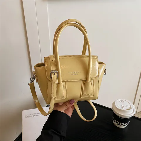 Dames Koreaanse Stijl PU Leer Kleine Vierkante Crossbodytas Effen Kleur Glanzende Handtas Met Verstelbare Riem Mode Schoudertas