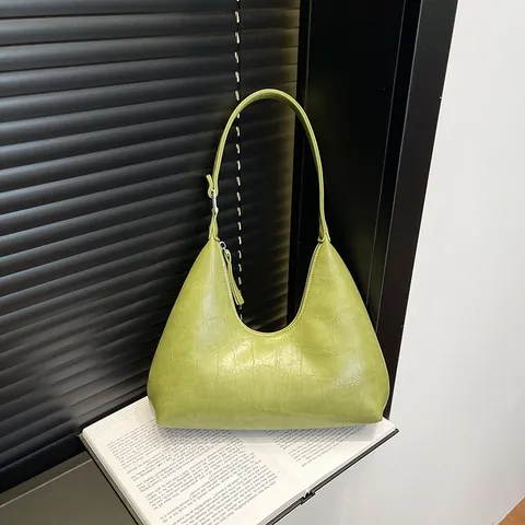 Women Vintage Croc Embossed Underarm Bag PU Leather Crescent Hobo Bag Retro Minimalist Shoulder Bag Solid Color Chic Handbag