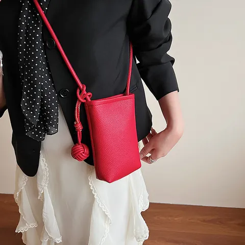 Borsa per Cellulare da Donna Semplice in Pelle PU con Motivo Litchi Mini Borsa a Tracolla Verticale con Decorazione a Sfera