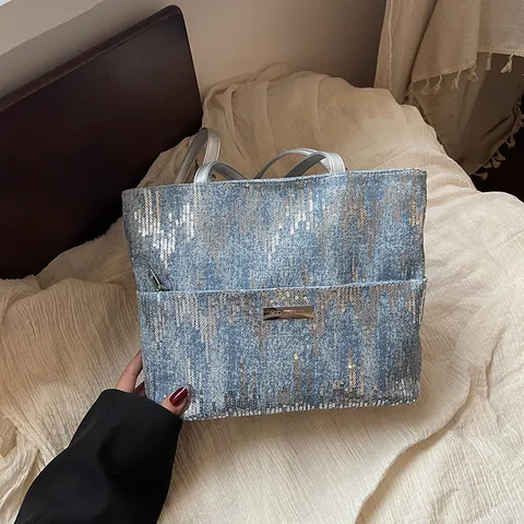 Fashion Sequin Denim Tote Bag For Women Large Capacity Shoulder Bag With Metal Logo Chic Wavy Pattern Casual Commuting Bag