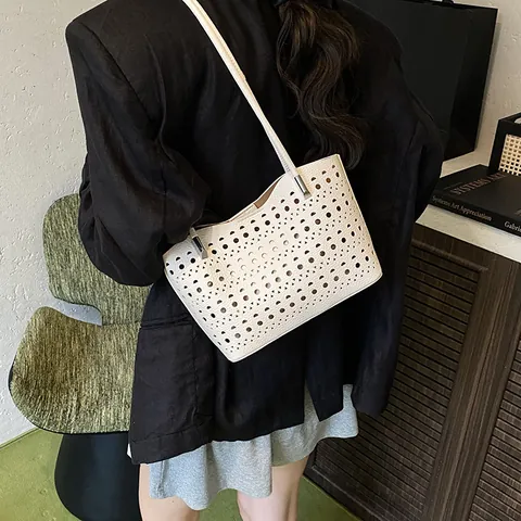 Borsa Tote da Donna in Pelle PU di Grande Capacità Con Motivo Geometrico Tagliato al Laser Borsa a Spalla Casual Con Pochette
