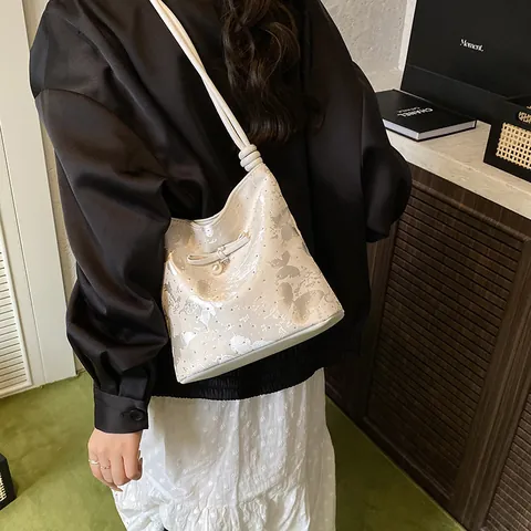 Fashionable Bowknot Polka Dot Shoulder Bag For Women Small PU Leather Tote Bag Sweet Underarm Bag With Pendant Daily Purse