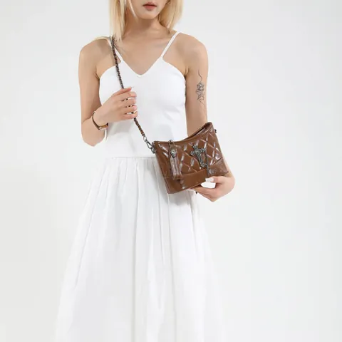 Gothic Quilted Cross Shoulder Bag For Women Vintage PU Leather Chain Strap Small Underarm Crossbody Bag Punk Skull Pendant Handbag