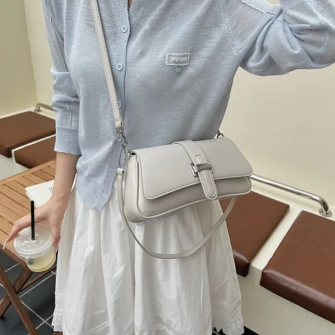 Women Vintage PU Leather Baguette Bag With Metal Buckle French Minimalist Rectangular Shoulder Crossbody Bag For Daily Work