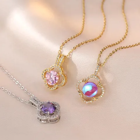 Elegant Stainless Steel Clover Pendant Necklace Luxurious Flower Rhinestone Chain Necklaces For Women Fine Fashion Clavicle Chain Jewelry Gift