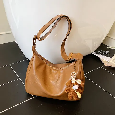 Borsa Hobo da Donna Retro Casual a Grande Capacità Moda in Pelle PU Borsa a Spalla Tracolla Tote Con Ciondolo a Orsetto
