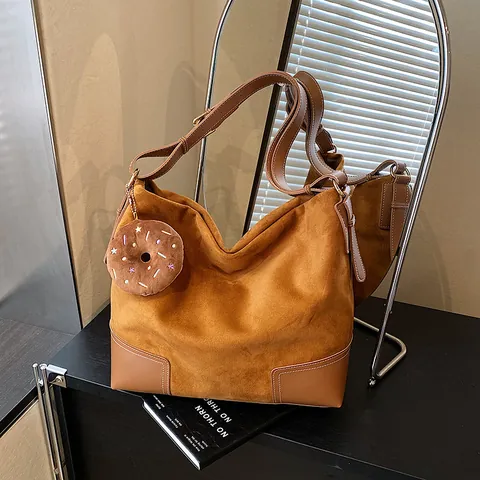 Women Large Capacity Suede Tote Bag Retro Faux Leather Stitching Shoulder Bag With Donut Plush Charm Casual Commute Hobo Bag