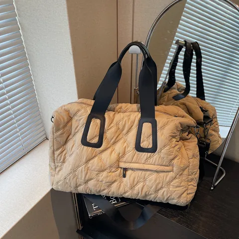 Quilted Large Capacity Tote Bag Women Diamond Pattern Floral Embroidery Nylon Travel Shoulder Bag Fitness Handbag