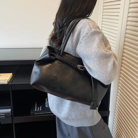 Vintage Damen Tote Bag Aus PU-Leder Mit Großem Fassungsvermögen Lässige Schultertasche Mit Gürtelschnalle Schlichte Pendler-Handtasche