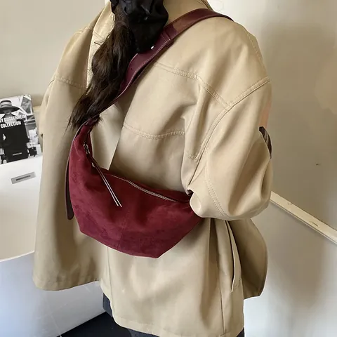 Bolso Hobo de Media Luna en Ante PU Mate Retro para Mujer Bolso Bandolera Minimalista Correa Ajustable Color Sólido Mano Bolso