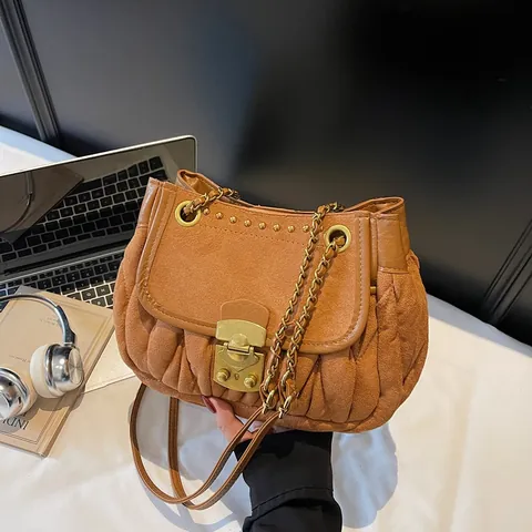 Damen Retro Plissee Wildleder PU Umhängetasche Goldkette Satteltasche Nieten Dekor Matelasse Schultertasche Mode Alltagstasche