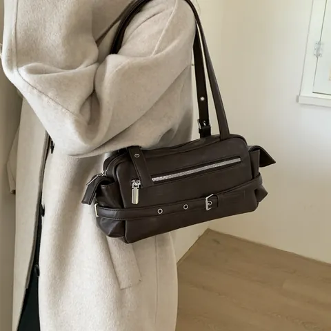 Sac à Épaule en Cuir PU Vintage pour Femmes Rétro Minimaliste Style Moto Sac à Main Sous l'Aisselle Boucles en Métal Mode Y2K
