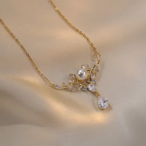 Stainless Steel Deer Antler Pendant Necklace With Faux Artificial Pearl Zirconia Elegant Fashion Clavicle Chain Jewelry For Women