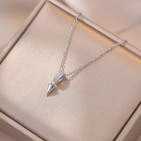 Mode Titanstahl Zirkon Kegel Anhänger Halskette Für Damen Gold Silber Plattiert Geschosskopf Schlüsselbein Kette Punk Schmuck