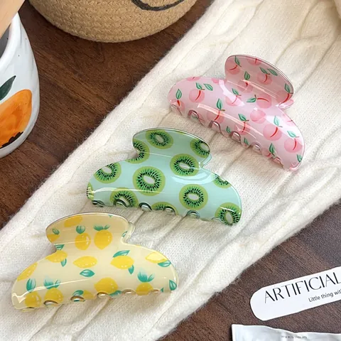 Pinces à Cheveux Crabe Imprimé Fruits Frais PVC Pinces à Mâchoires Géométriques Pêche Citron Accessori Cheveux Pour Femmes Filles