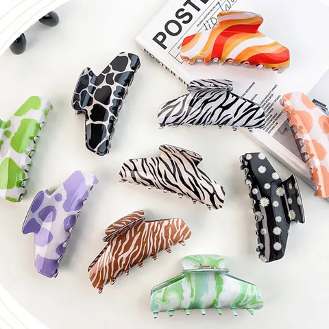 Pince à Cheveux Grande Rétro Français PVC Imprimé Zèbre Vache Motif Marguerite Pince Requin pour Accessoires Coiffure Femme
