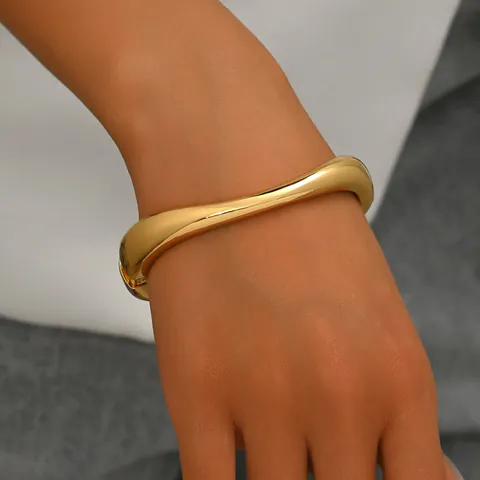 Women's Wave Design Zinc Alloy Bangle Bracelet 18K Gold Silver Plated Modern Minimalist Geometric Fashion Wrist Jewelry