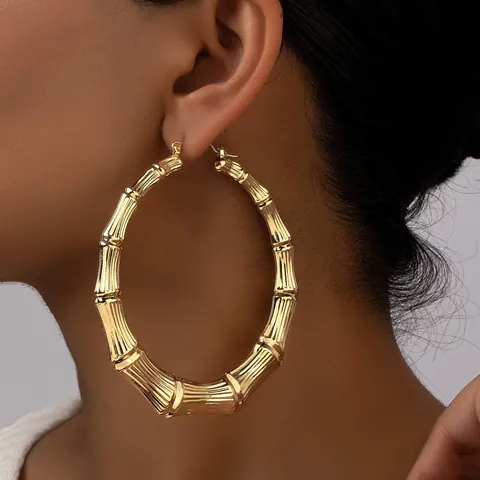 Übertriebene Große Reifen-Ohrringe im Bambus-Stil für Damen Hip Hop Zinklegierung Gold Rosa Schwarz Edelstahl-Stift