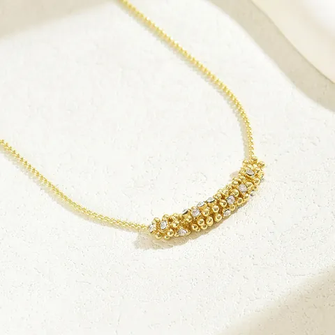 Women Fashion Geometric Pendant Necklace Copper Gold Plated Sparkling Zirconia Clavicle Chain Elegant Minimalist Jewelry Anniversary Gift