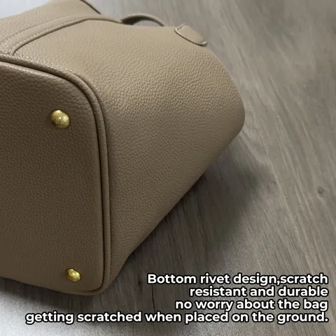 Retro Minimalist PU Leather Bucket Bag For Women Lychee Pattern Handheld Basket Bag With Gold Padlock And Inner Pouch