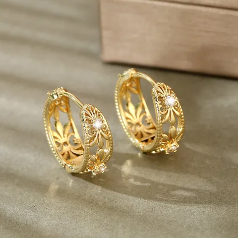 Orecchini a Cerchio in Rame Cavo Floreale Vintage Con Zircone Intarsiato Perno in Argento Sterling 925 Gioielli Eleganti Donna