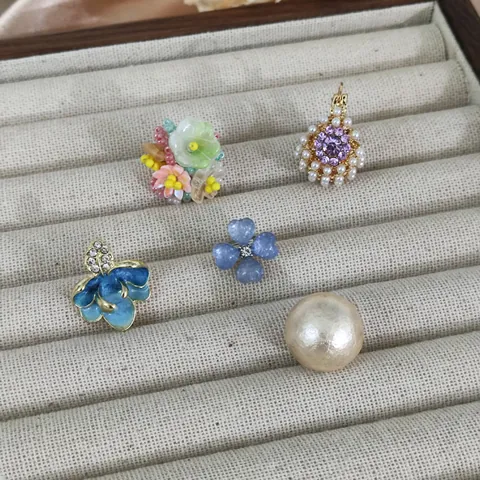 Orecchini a Bottone a Fiore Colorati Con Perno in Argento Sterling 925 per Donna Gioielli in Resina Zirconia Perla Artificial