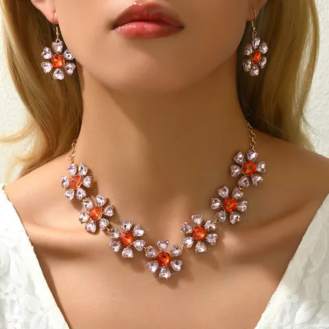 Luxury Alloy Zirconia Flower Jewelry Set With Pink Heart Rhinestone Necklace And Matching Earrings For Women Wedding Party Gift