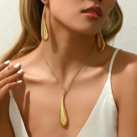 Fashion Western Water Drop Jewelry Set For Women Gold Silver Plated Alloy Necklace Long Drop Earrings Set Elegant Accessories